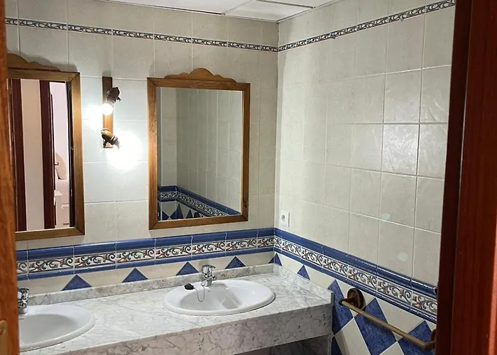 La Casa Del Tambor 3*